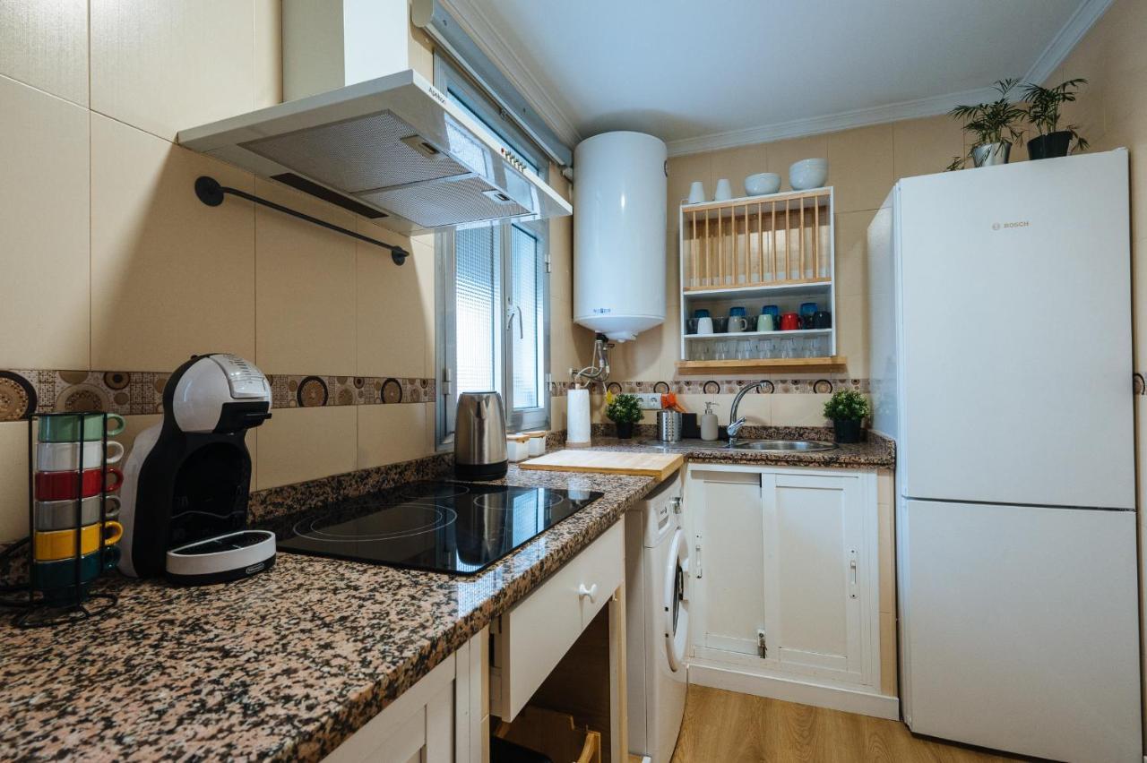 Muro De Los Navarros Suite Apartment Sevilla Kültér fotó